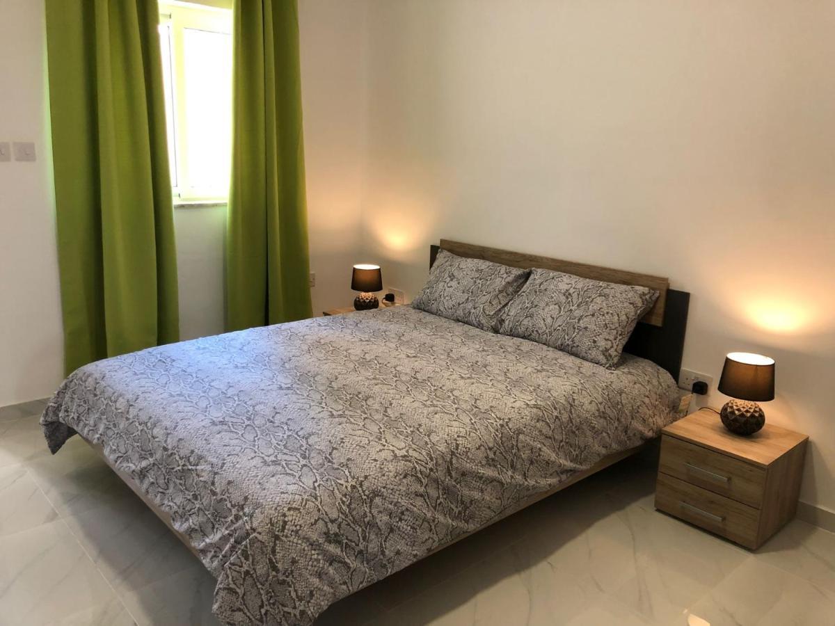 Apartment Beautiful Seaview Sliema